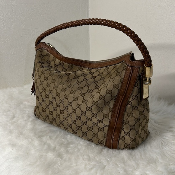 💯Authentic Gucci Hobo Style Handbag🍀 - Picture 8 of 16